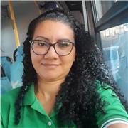 Dá aula de biologia para jovens e adultos